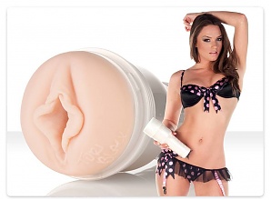 Fleshlight Tori Black Masturbator - Vagina